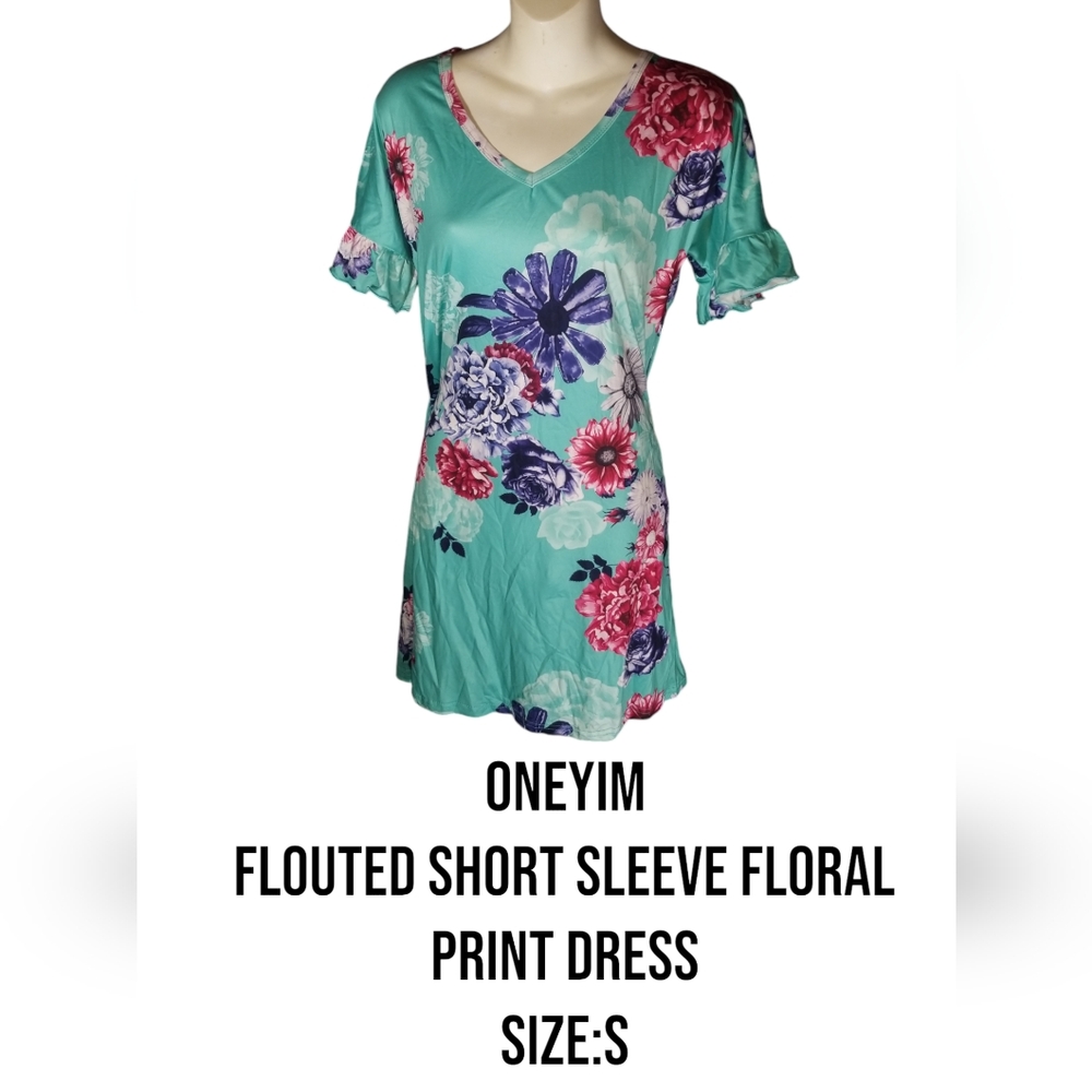 Oneyim Floral Print Dress - Green and Pink